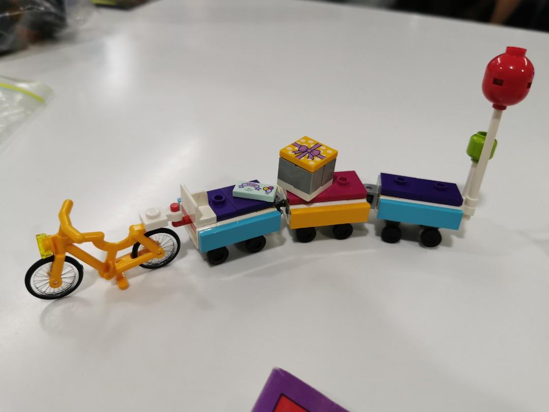 Lego friends party train shop