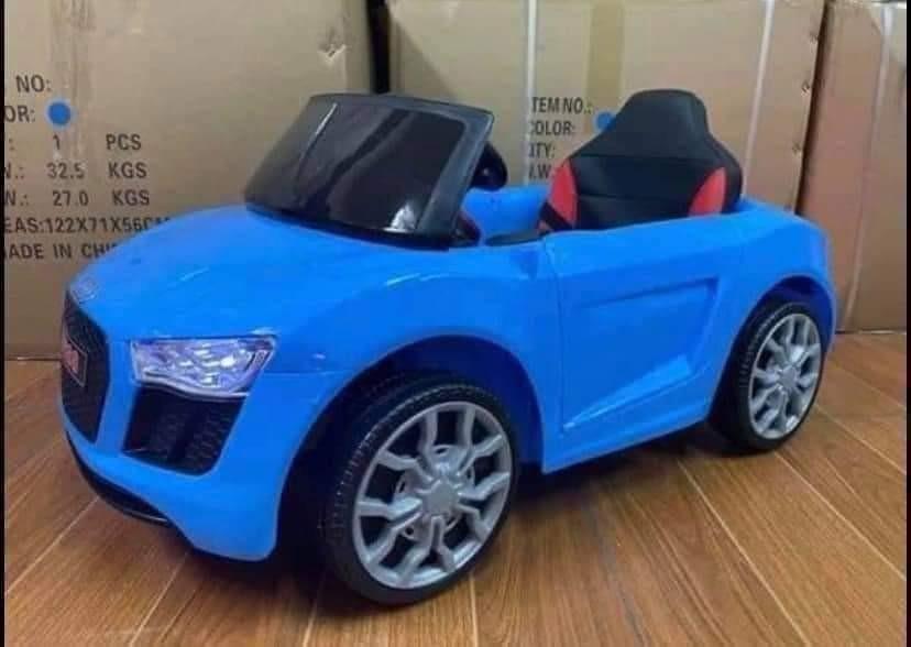 New Audi 5688 (Category: Car Seats) located in Manila. Submitted by saguittarian06 (Listing ID 1095000322, Image 2). Description: Restock!New Audi 5688# ( leather seat) 2800 reseller price ( red white pink blue black) 3000 reseller price ( Mettlic red ) Swing /usb / remote / 2gear ( 1 swing 1 andar )/ 1-4 years old kaya 6color Mettlic red -black - red- blue - pink -white.