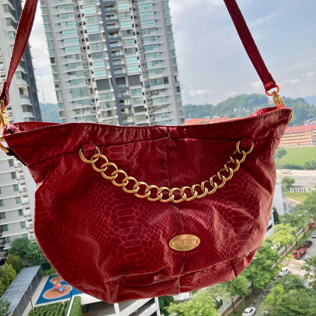 Nine west snake top