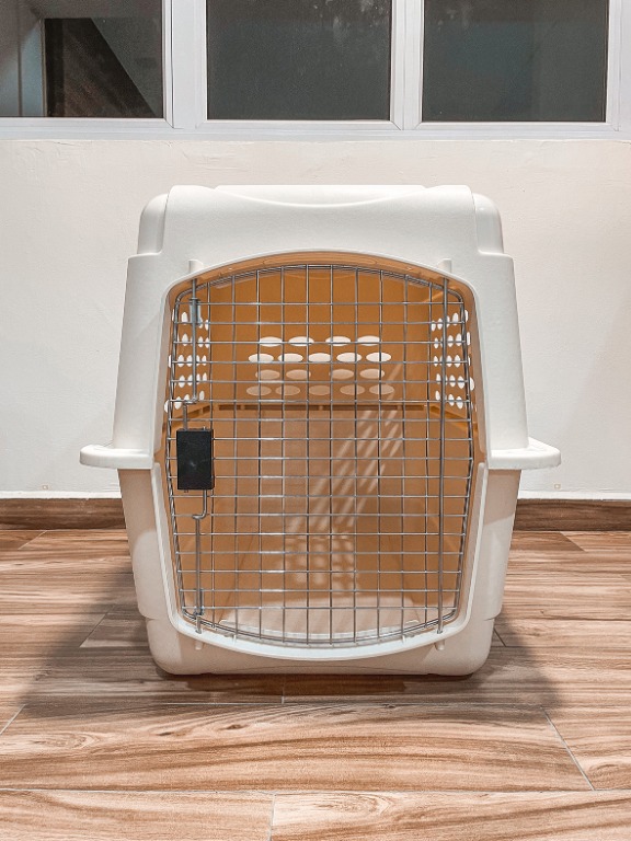 32" Dog Crate (Petmate Vari Kennel Ultra Airline Approved Pet Carrier