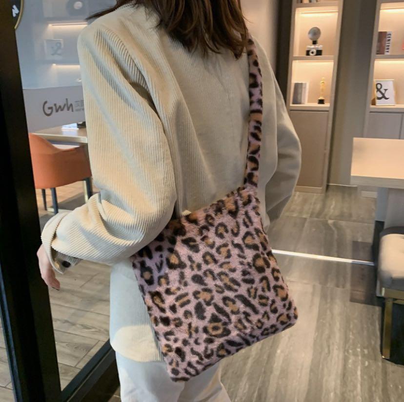 fluffy pink leopard print bag