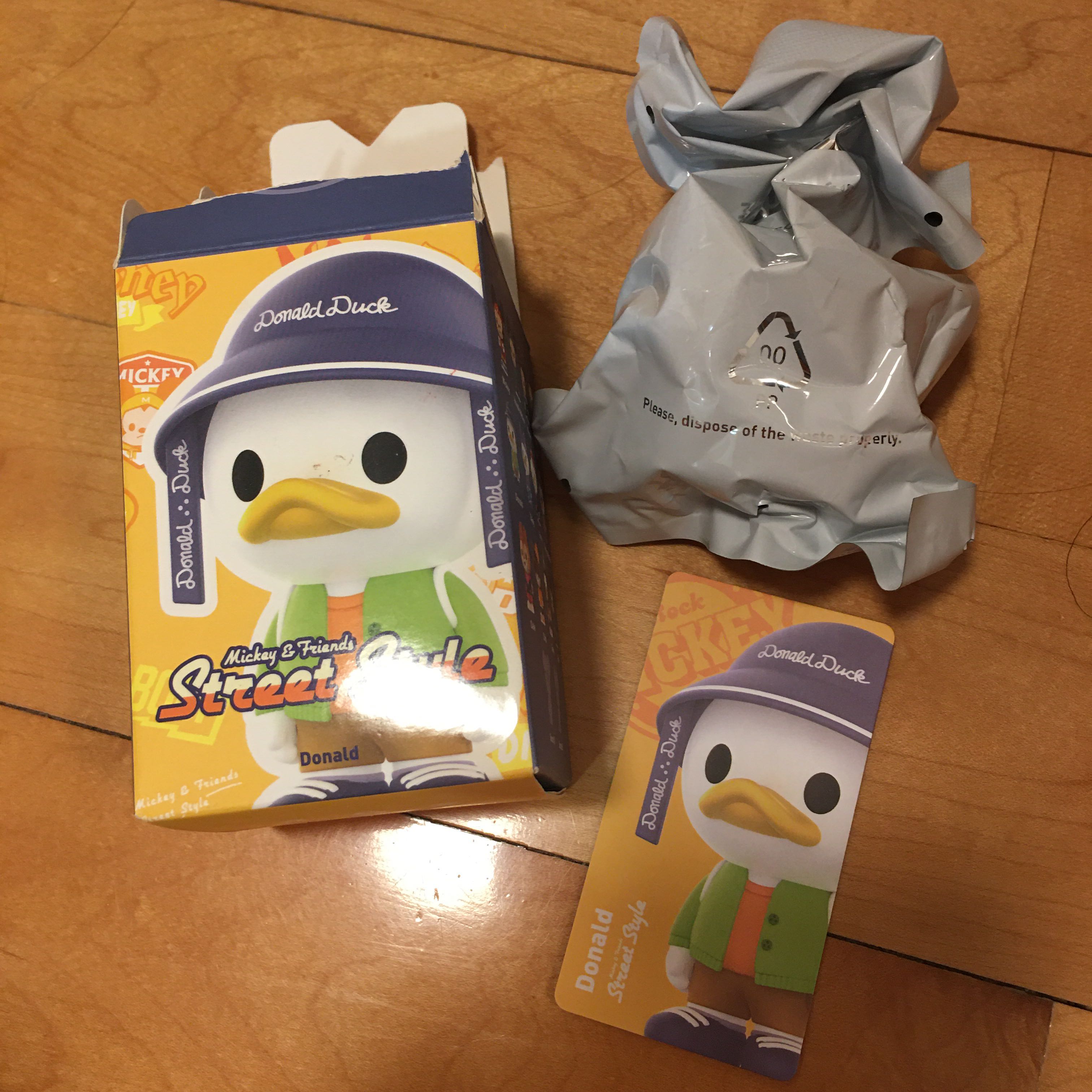 Pop Mart Donald 唐老鴨street Style 玩具 遊戲類 玩具 Carousell Pop Mart Donald 唐老鴨street Style 玩具 遊戲類 玩具 Carousell