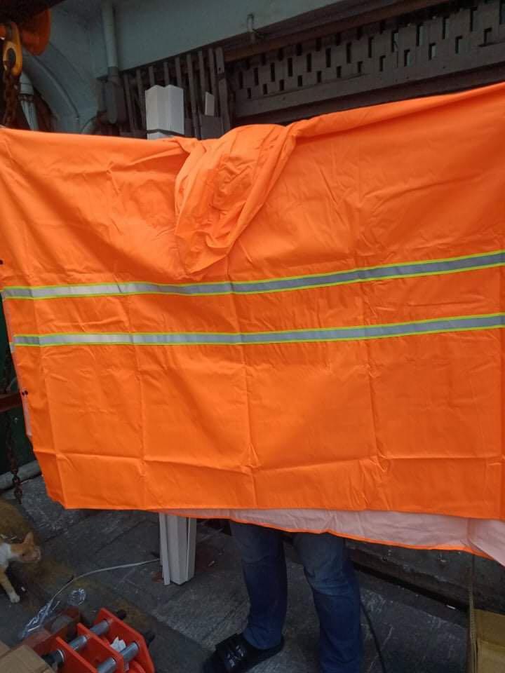 Raincoat reflectorize (Category: Construction Tools & Equipment) located in Manila. Submitted by joeyroque09 (Listing ID 1095049695, Image 1). Description: 09177110098 takezo.industrialsupply2@gmail.com Reflectorize raincoat Php 420/pc.