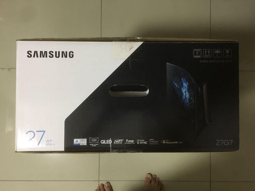 Samsung Odyssey G7 26.9 16:9 240 Hz Curved VA LC27G75TQSNXZA