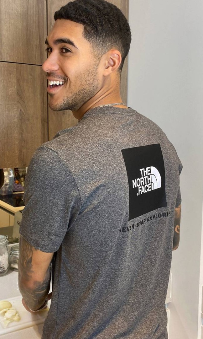 Red box tee north face top