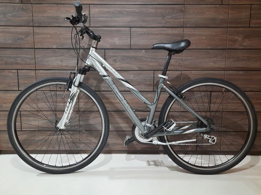 Trek 7100 store women's bike