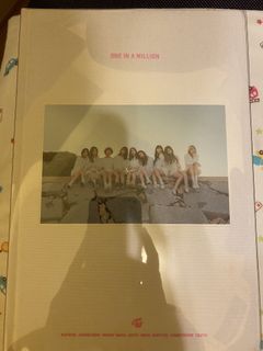 （分類：）位於 。 由 ko1881 提交（商品編號 1095183759，圖片 1）。簡介： 。