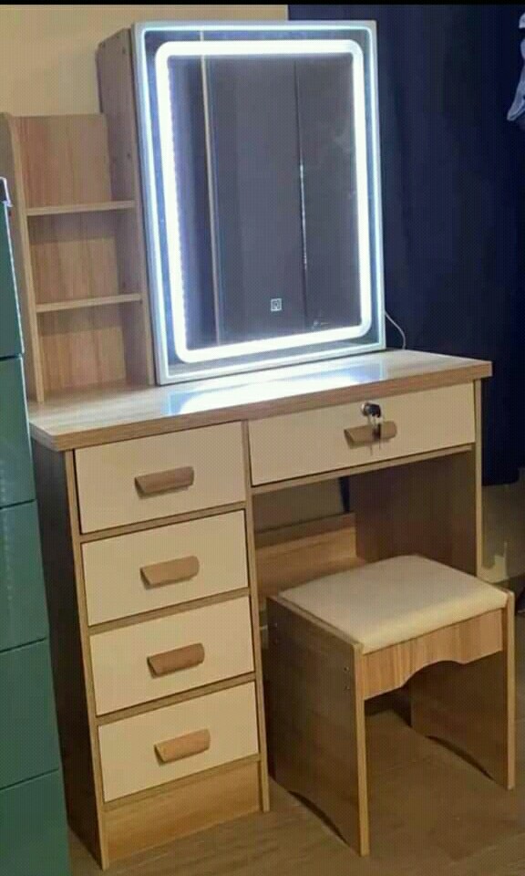 Vanity Dresser Mirror With Led Lights, Vanity Dresser Mirror