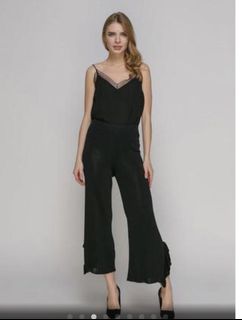 (Category: ) located in . Submitted by stylestashph (Listing ID 1095075371, Image 1). Description: .