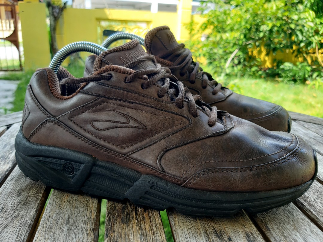 brooks addiction walker uk