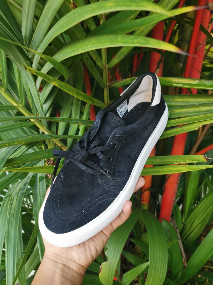 Adidas skate coronado Men s Fashion Footwear Sneakers on Carousell