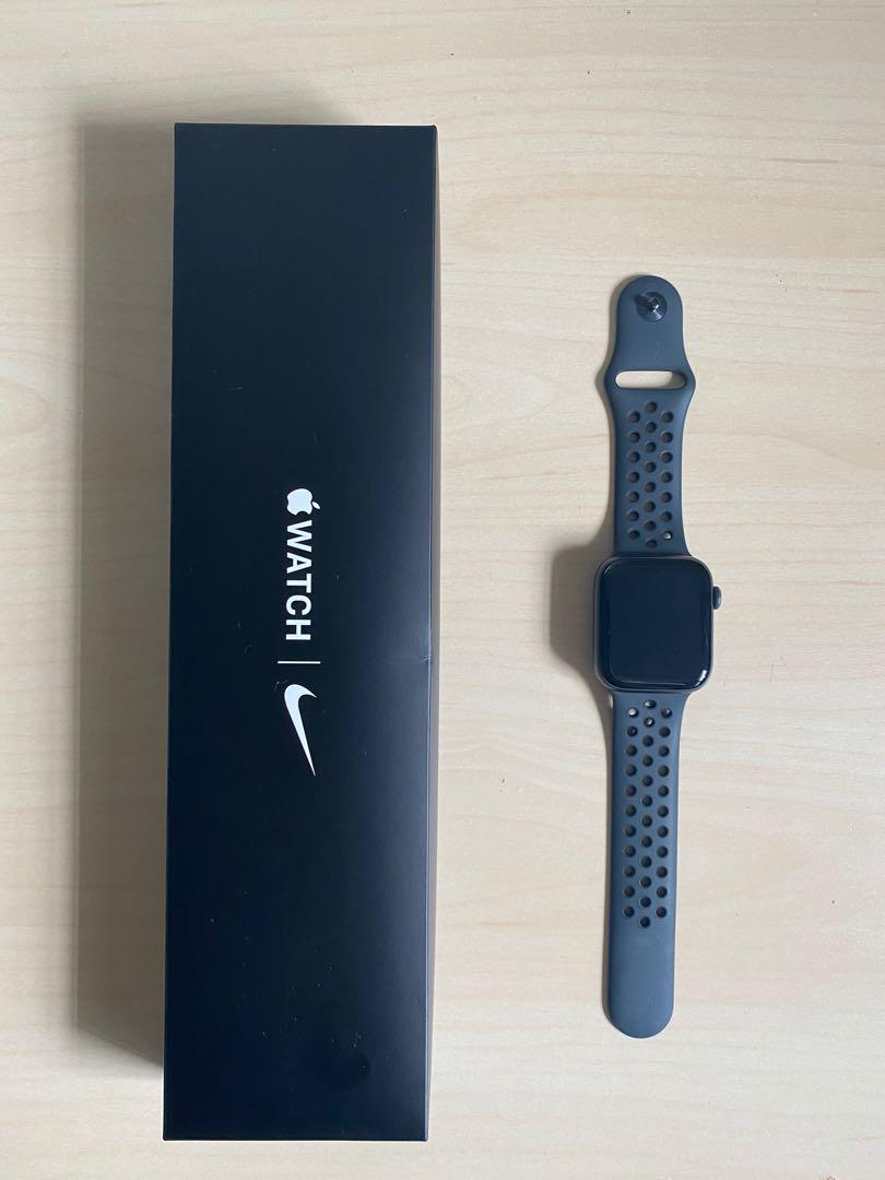 APPLE WATCH SE GPS 44MM NIKE, Mobile Phones \u0026 Gadgets, Wearables \u0026 Smart  Watches on Carousell