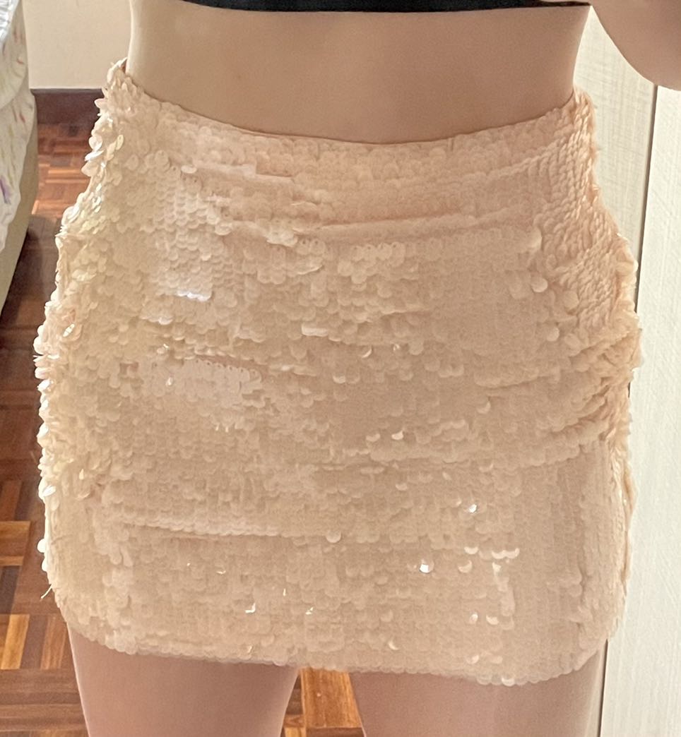 Baby Pink Sequin Mini Skirt Women s Fashion Bottoms Skirts on