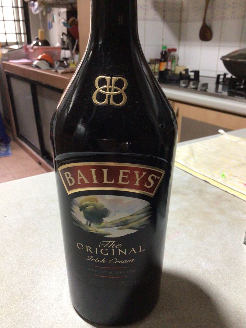 Baileys Original Irish Cream 1 litre, Food & Drinks, Alcoholic