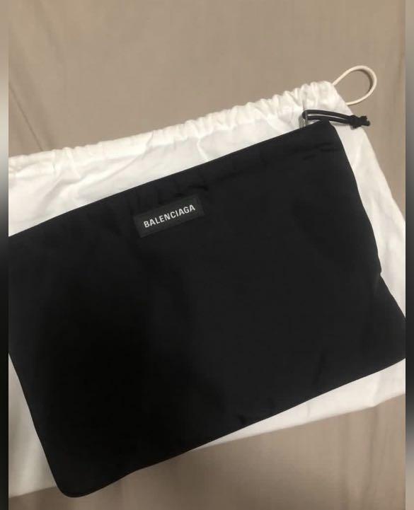 Balenciaga explorer pouch (Category: Luxury Bags & Wallets) located in Taguig. Submitted by roxjl (Listing ID 1095298712, Image 1). Description: Balenciaga explorer pouch Always new Got this from london.