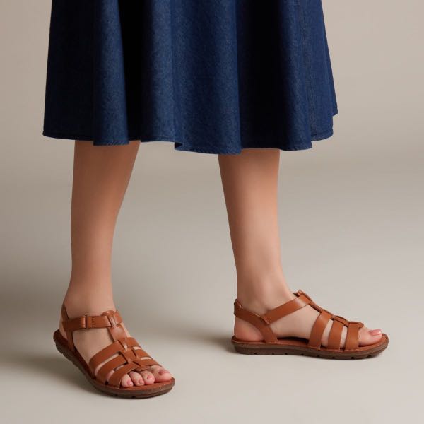 CLARKS Women's Footwear, Loafers on Carousell