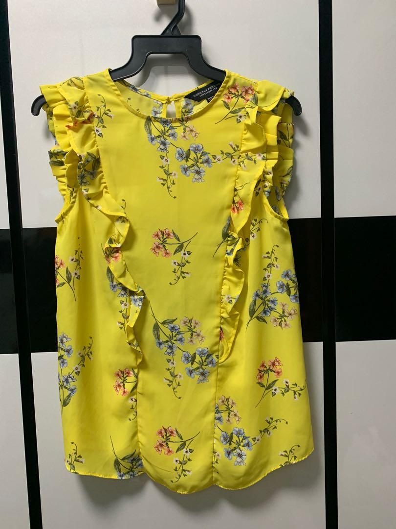 Dorothy perkins top yellow floral top