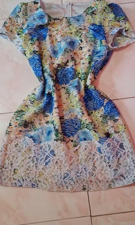 Formal dress (Category: Dresses) located in Pasig City. Submitted by knowie (Listing ID 1095402719, Image 1). Description: medium to large.