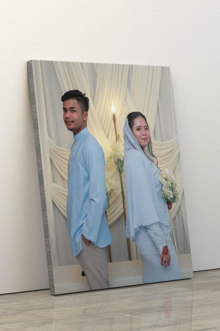 Frame Gambar Kahwin Women S Fashion Clothes Others On Carousell