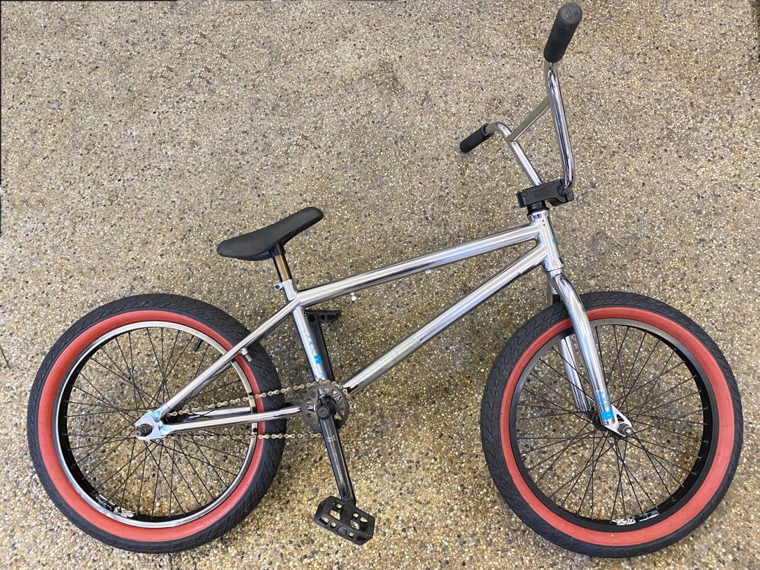 Haro 3 2025 hundred bmx