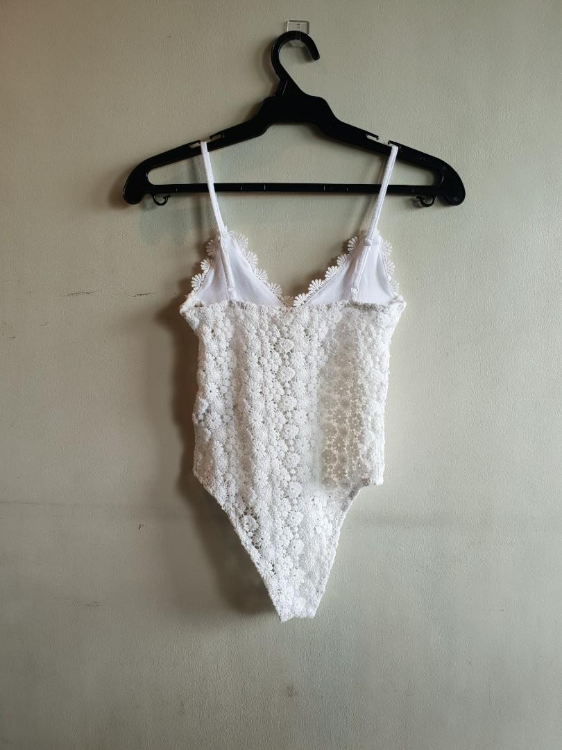 H M Lace Bodysuit Women s Fashion Undergarments Loungewear on Carousell
