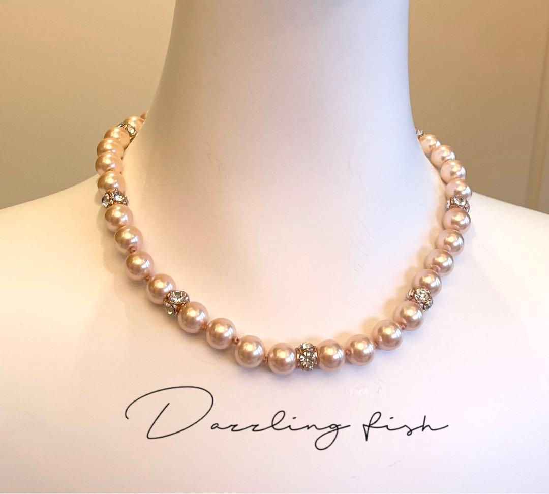 Lady marmalade best sale pearl necklace