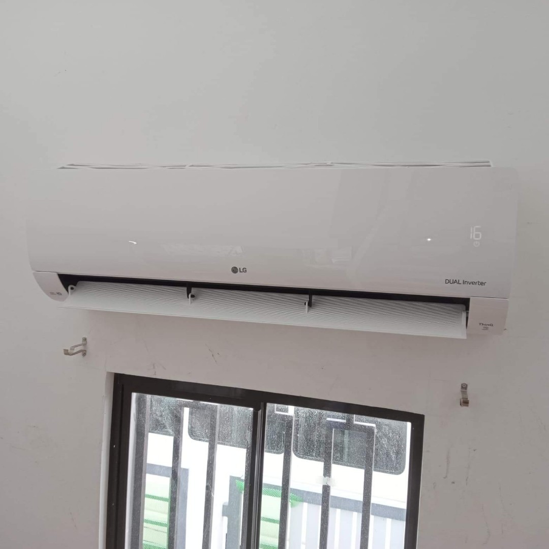 LG aircon split type inverter with Free installation factory sealed, TV