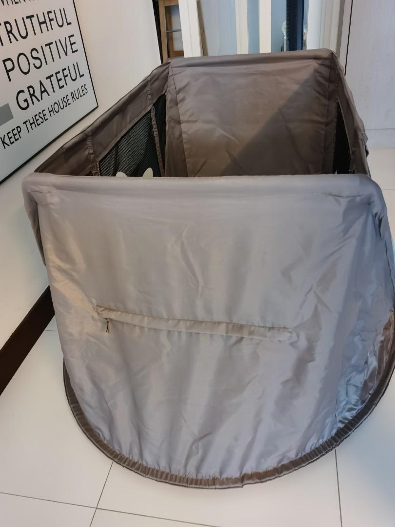 magicbed playpen (Category: Cots & Cribs) located in Singapore. Submitted by dianaaaana (Listing ID 1095389607, Image 4). Description: .