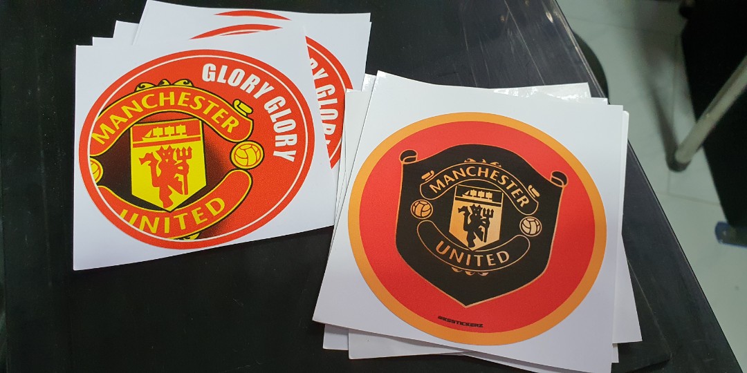 Manchester United car decal, Car Accessories, Accessories on Carousell