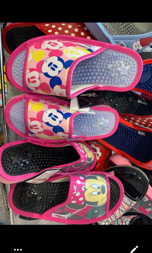 Japanese massage 2025 slippers