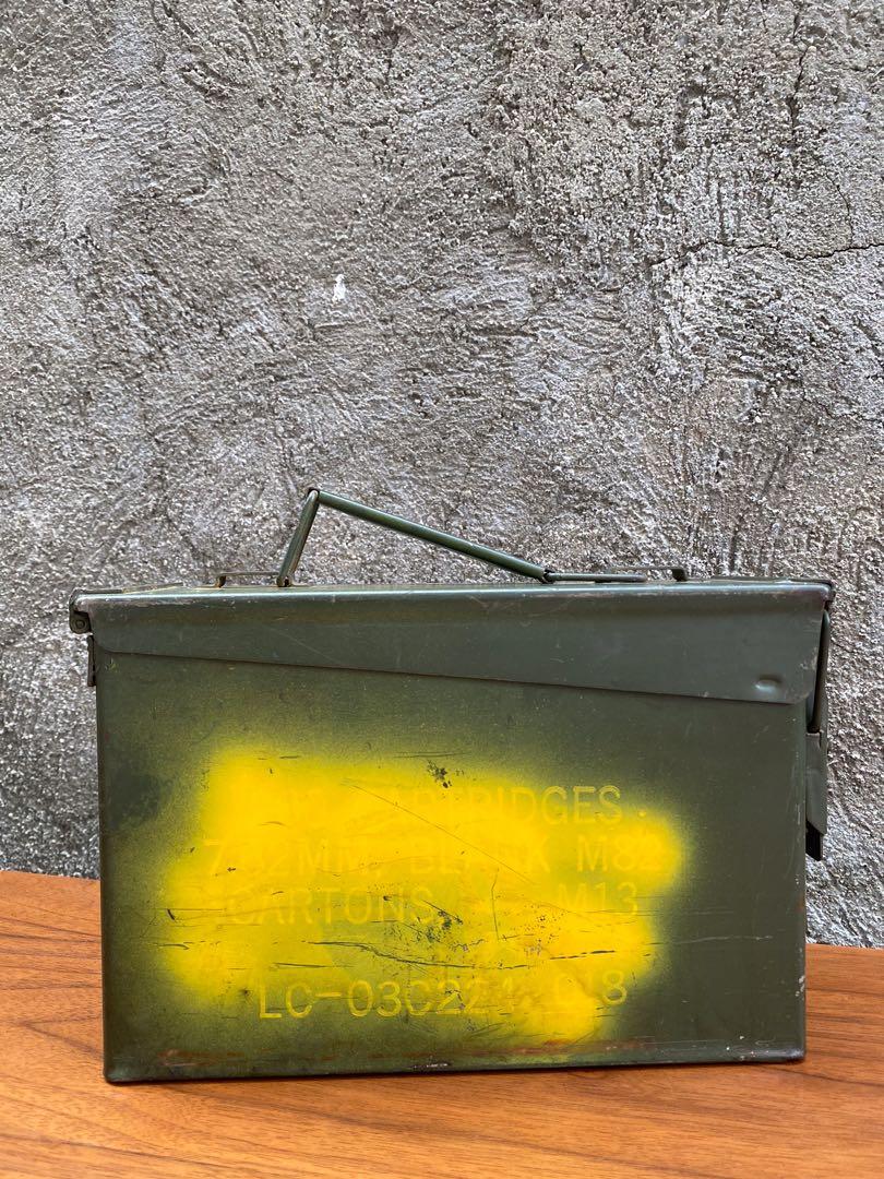 MILITARY METAL AMMO CASE / TOOL BOX / STORAGE BOX (Category: Storage Boxes & Baskets) located in Paranaque City. Submitted by jayyator (Listing ID 1095319419, Image 1). Description: These are thrifted items. All items are sold as is, major or minimal flaws are shown in the posted photos. Please limit your expectations. Pickup or delivered via LALAMOVE/GRAB/SPEEDY or your desired courier from Parañaque City, Metro Manila 1715 Enjoy Shopping!.