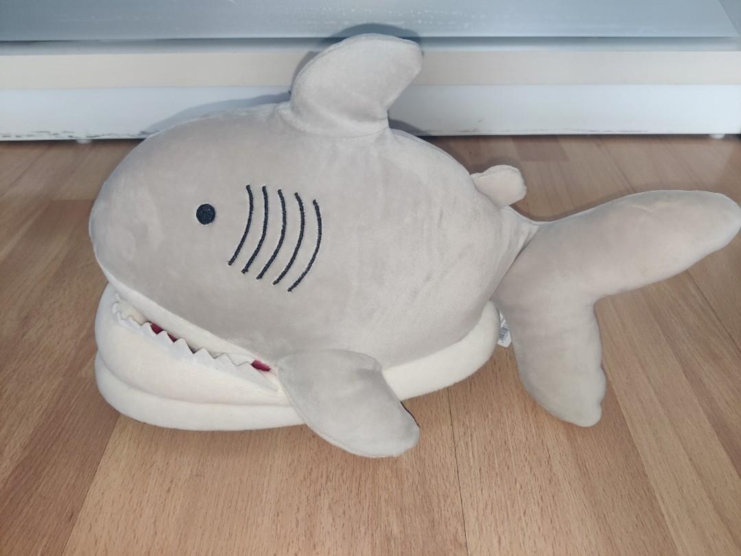 Miniso shark clearance slippers