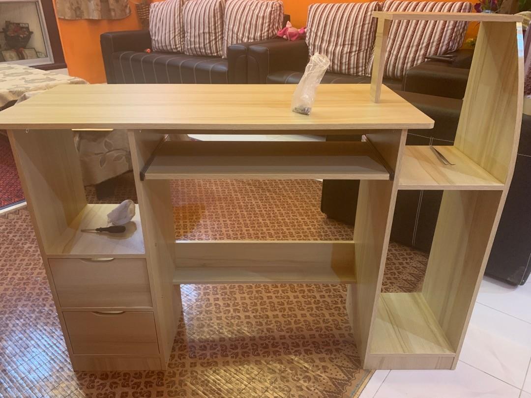 New Computer Desk with Shelves and Keyboard Organizer (Category: Tables & Sets) located in Manila. Submitted by affordshopz (Listing ID 1095366709, Image 2). Description: Size:100*40*72 Material: Wooden Color: Light, Dark Brown/ blue/ white 𝕄𝕠𝕣𝕖 𝕒𝕗𝕗𝕠𝕣𝕕𝕒𝕓𝕝𝕖 𝕒𝕟𝕕 𝕢𝕦𝕒𝕝𝕚𝕥𝕪 𝕚𝕥𝕖𝕞𝕤? 𝑽𝒊𝒔𝒊𝒕 𝒂𝒇𝒇𝒐𝒓𝒅𝒔𝒉𝒐𝒑𝒛 𝐍𝐎𝐖 𝑊𝒆 𝒐𝒇𝒇𝒆𝒓 𝑪𝑶𝑫 𝒂𝒏𝒅 1 𝒅𝒂𝒚 𝒅𝒆𝒍𝒊𝒗𝒆𝒓𝒚! 𝐶𝑜𝑛𝑡𝑎𝑐𝑡 𝑢𝑠: 09213129595 🇭 🇦 🇵 🇵 🇾