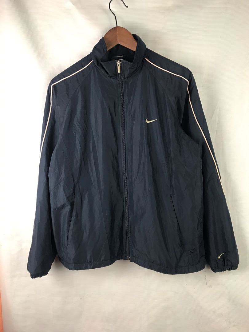 Nike Light Jacket, Women's Fashion, Coats, Jackets and Outerwear on