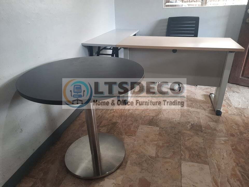 OFFICE PARTITION ROUND LAMINATED AND FREESTANDING TABLE, Furniture ...