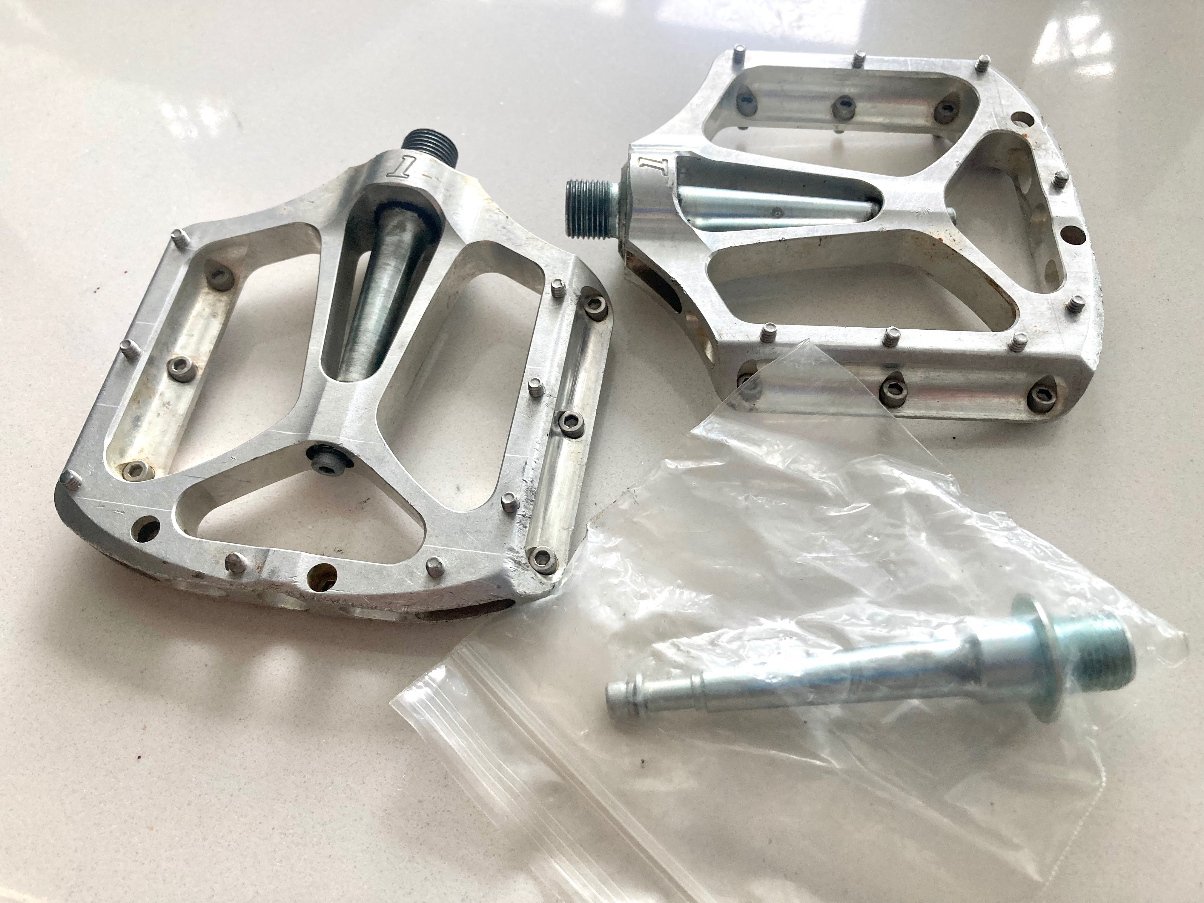 Point one racing flat pedals, Sports 