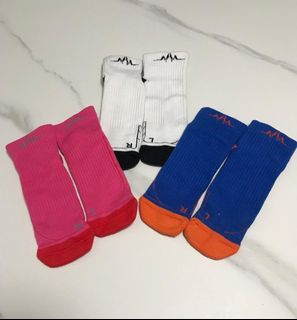 （分類：）位於 。 由 socks.to.be.u 提交（商品編號 1095229972，圖片 1）。簡介： 。