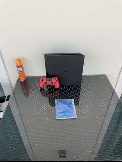 PS4 Slim PlayStation 4 With Red Controller PS4 Slim PlayStation 4 With Red Controller