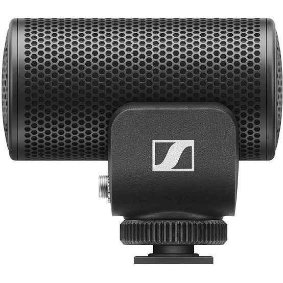 Sennheiser MKE 200 Camera-Mounted Microphone Directional (Category: Microphones) located in Pasig City. Submitted by minyey (Listing ID 1095289639, Image 3). Description: Directional on-camera microphone with built-in wind protection and shock absorption for enhanced in-camera audio. Includes 3.5mm TRS and TRRS coiled cables for compatibility with DSLR and mirrorless cameras or mobile devices. Package Contents: MKE 200 on-camera microphone CL 35 