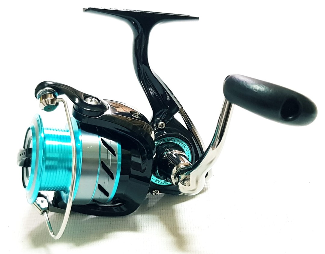 Spinning Reel F2500 Display Set W O Box Sports Equipment Fishing On Carousell Spinning Reel F2500 Display Set W O Box Sports Equipment Fishing On Carousell