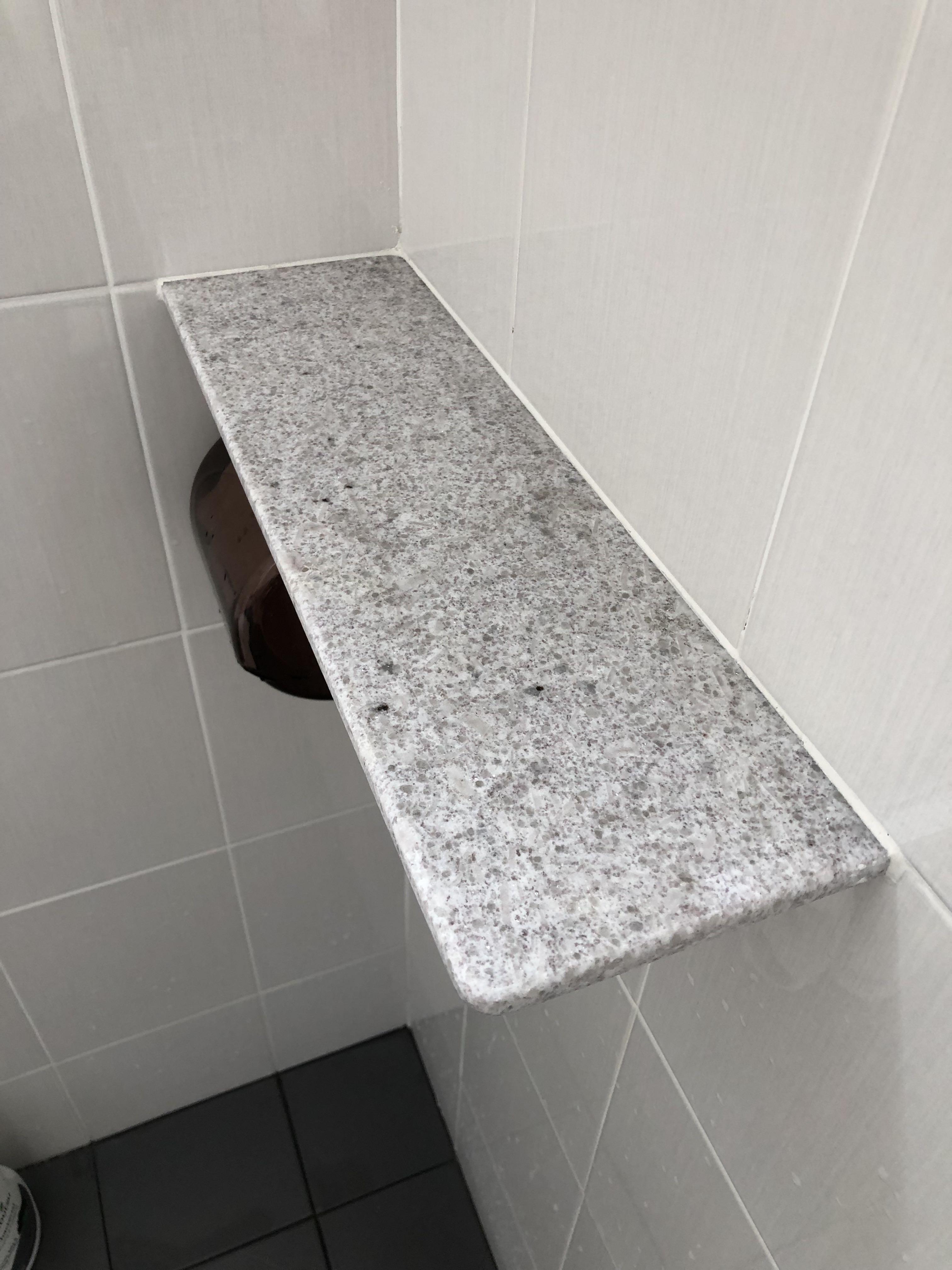 Marble deals bathroom shelves