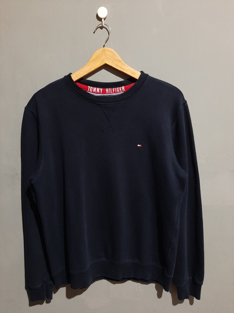 Tommy Hilfiger, Fesyen Pria, Pakaian , Baju Luaran Di Carousell