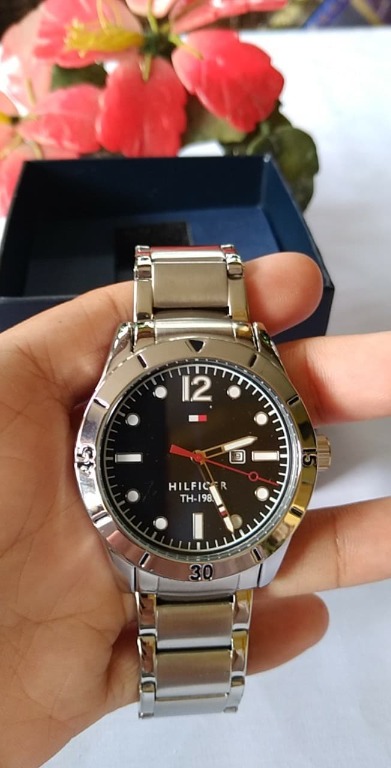 stribe Tips Sammenligne TOMMY HILFIGER Silver Watch for Men Original, Men's Fashion, Watches &  Accessories, Watches on Carousell