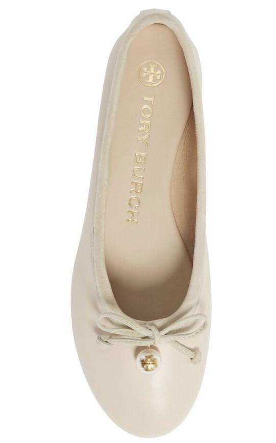 Tory Burch charm ballet flats 平底鞋, 女裝, 鞋, 平底鞋- Carousell