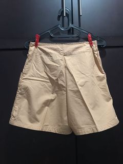 (Kategori: ) berada di . Dikirim oleh preloved.kh (ID iklan 1095238822, Gambar 1). Deskripsi: .