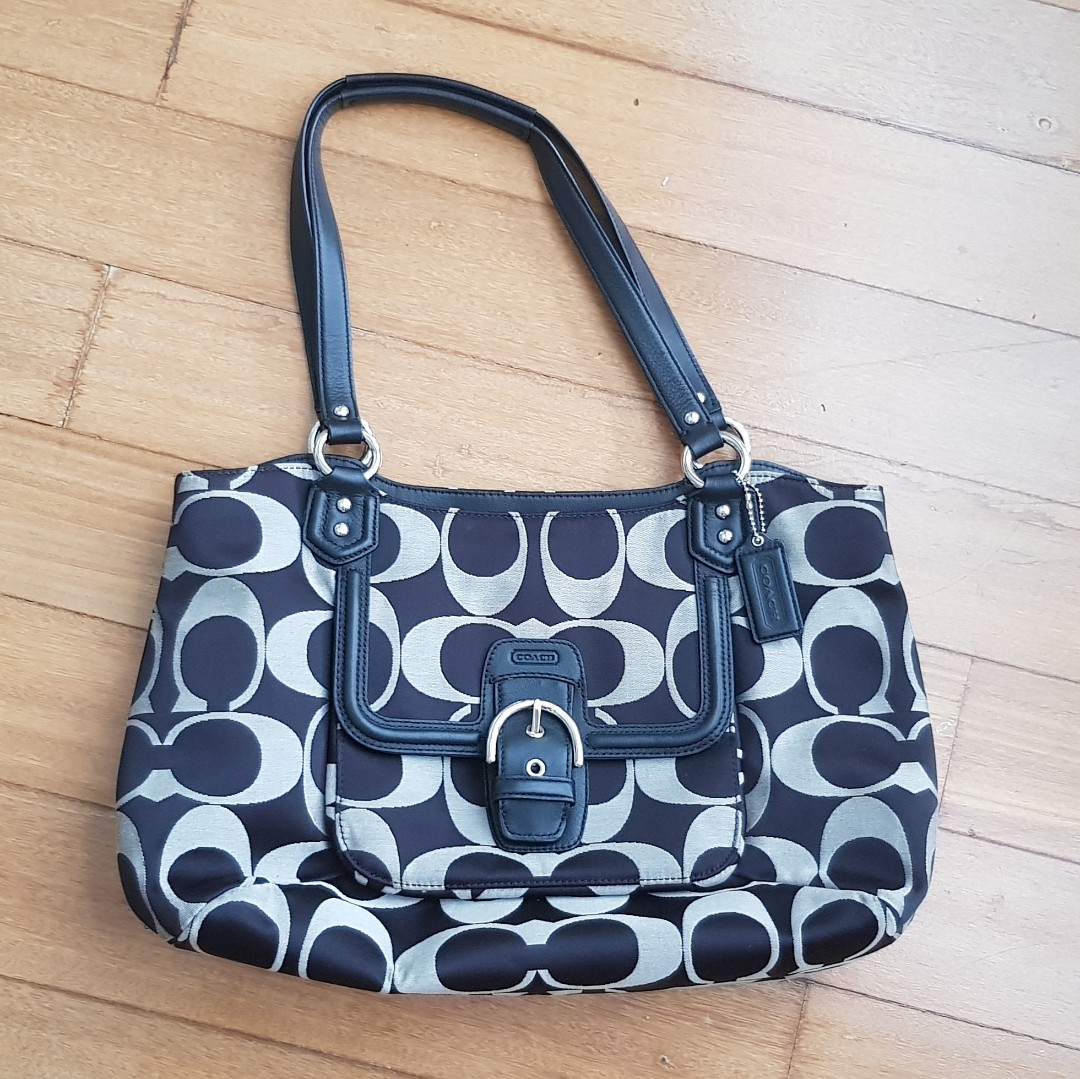 Coach monogram purse sales