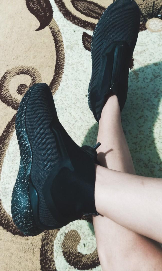 Alphabounce zip 2025