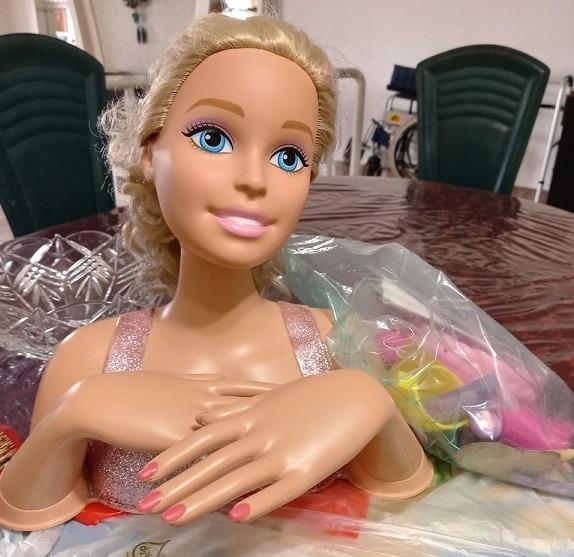 Barbie colour and style deluxe styling head new arrivals