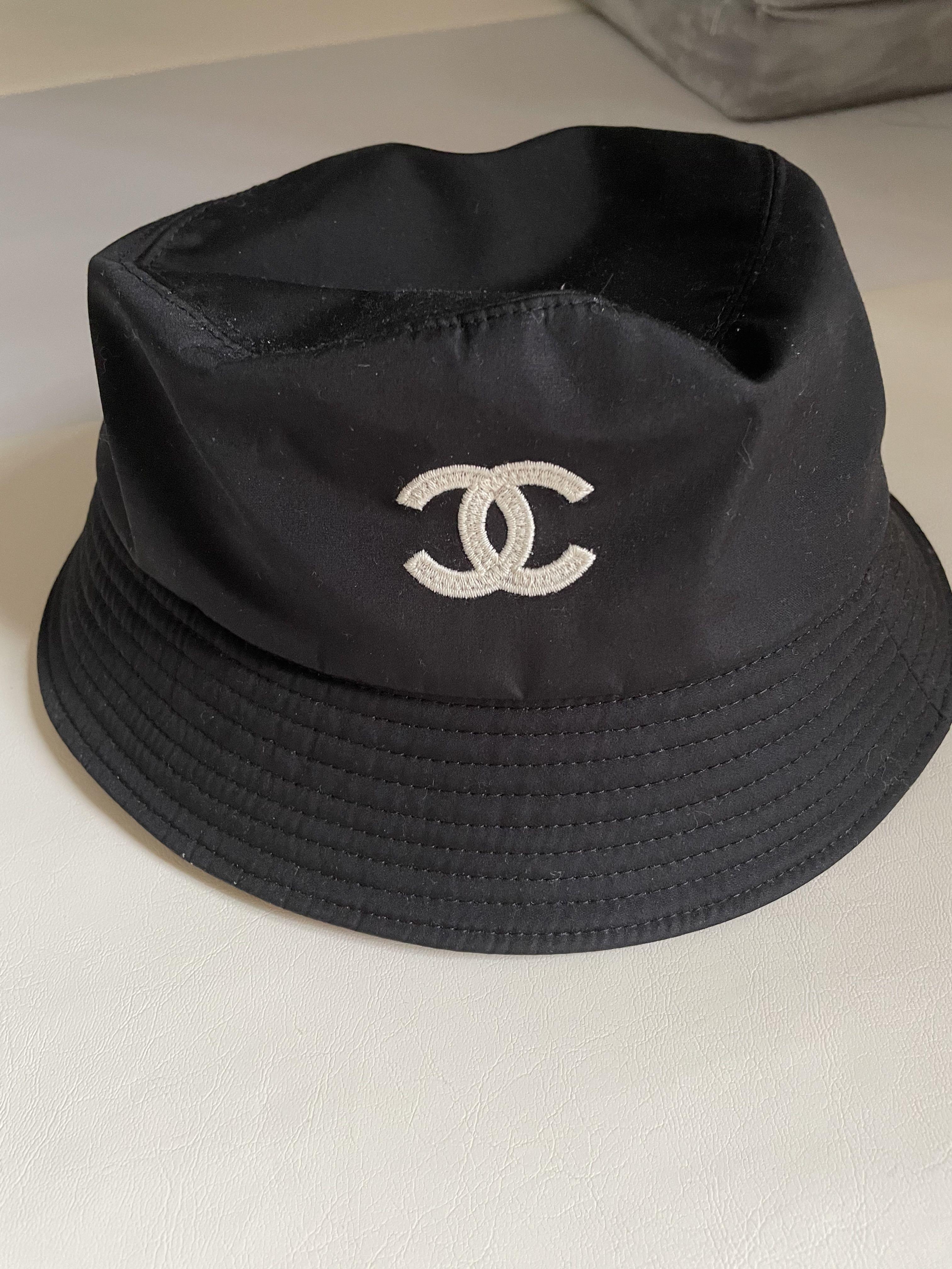 Chanel 漁夫帽, 女裝, 手錶及配件, 帽- Carousell