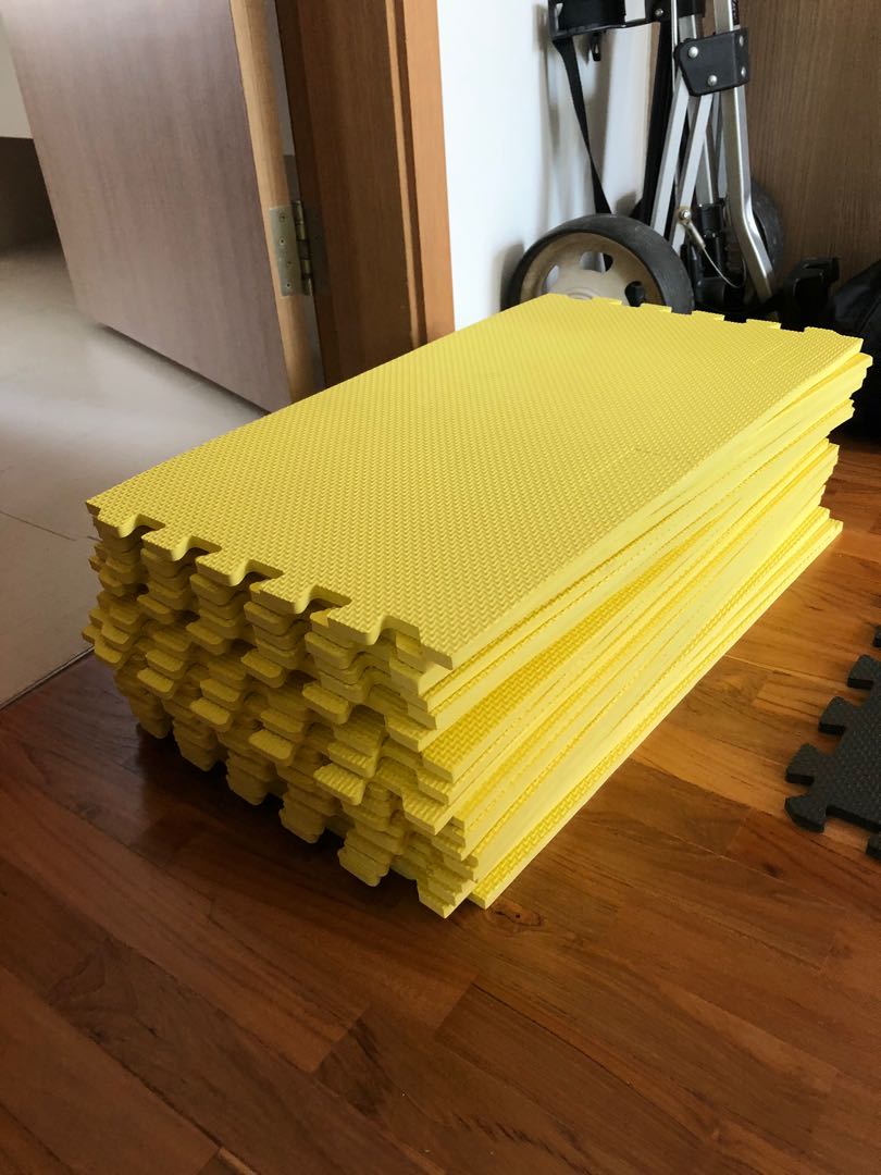 Daiso Puzzle Mats (20 mats for 10), Furniture & Home Living, Home